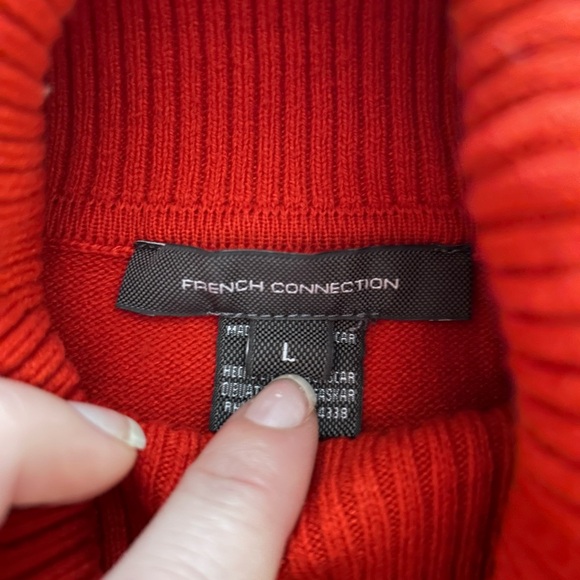 French Connection turtle neck - Picture 2 of 3